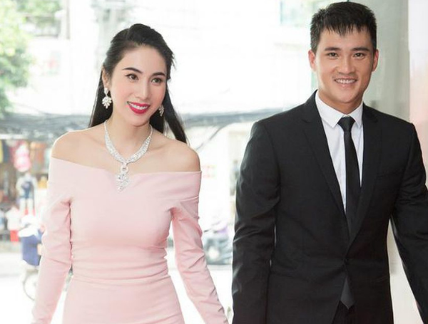 Ca sĩ Thủy Tiên và chồng Công Vinh